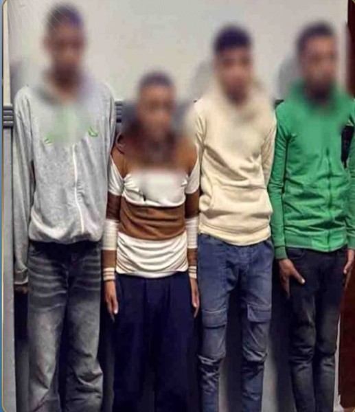 إرهاب سائق وفتاة في رحلة بأحد التطبيقات الذكية بالإسكندرية « صور»