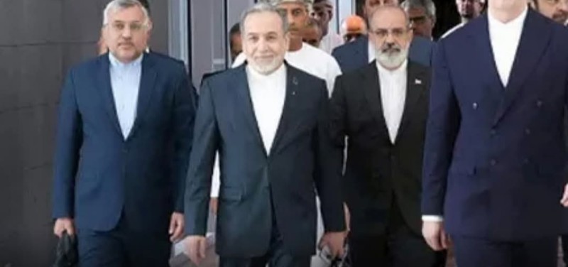 لقاءات إيرانية مع شهباز شريف وقادة باكستان ودي فانس يقود الوفد الأمريكي