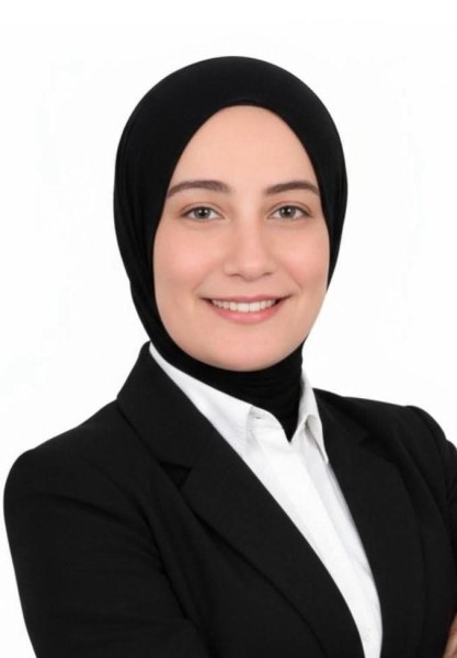 وزير الصناعة يصدر قراراً بتعيين خلود بسيوني مديراً لمكتب وزير الصناعة