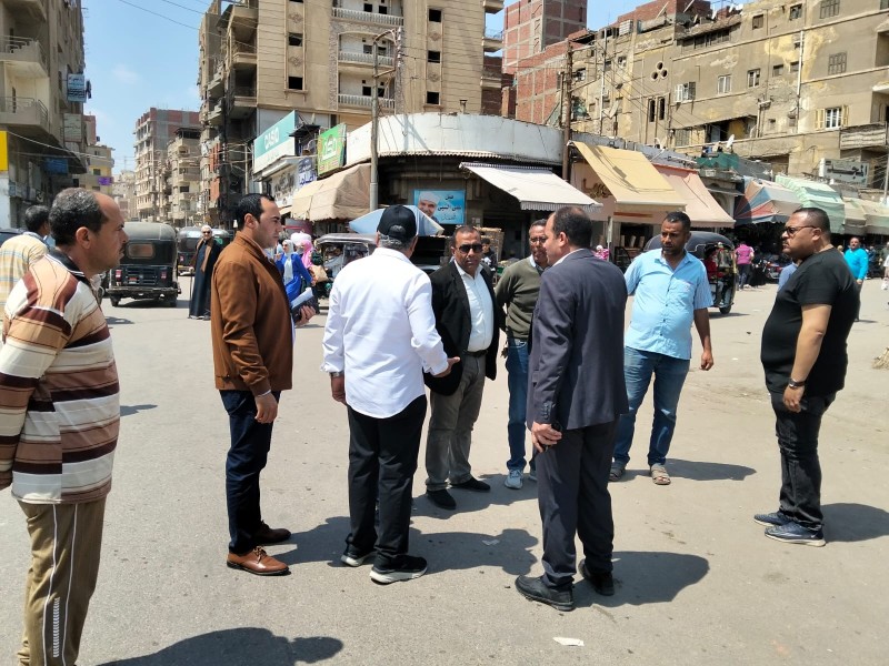 تفاصيل .. محافظ الدقهلية يتفقد مستشفيات ومناطق وممشي وحديقة بميت غمر