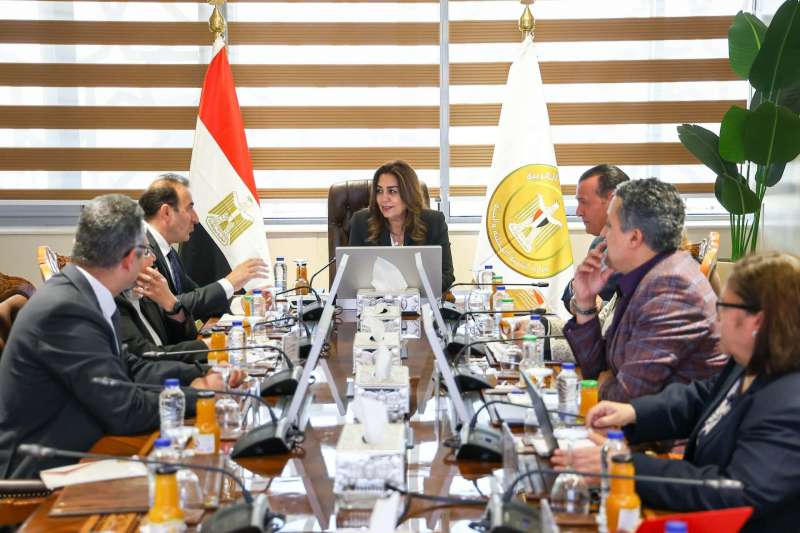 د. منال عوض تبحث مع ”الأمم المتحدة الإنمائي” مستجدات الدعم الفني ومشروعات التنمية الاقتصادية بصعيد مصر.