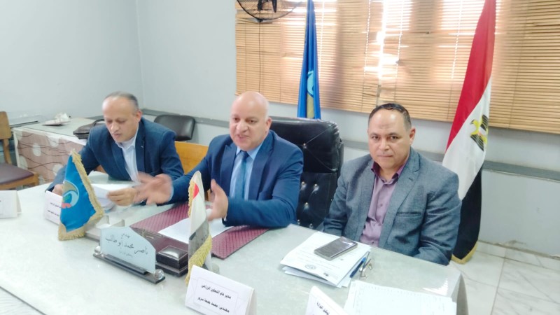 وكيل الوزارة ينبه بضرورة اليقظة التامة و التصدى للتعديات على الأرض الزراعية بمراكز محافظة البحيرة