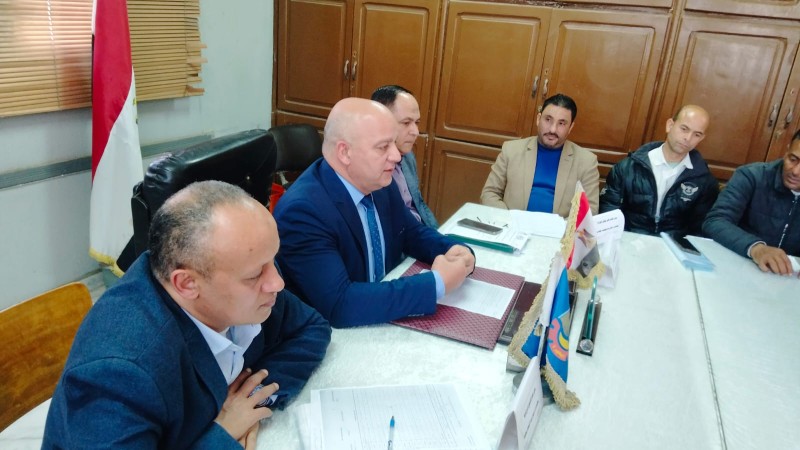 وكيل وزارة الزراعة بالبحيرة يشدد على ضرورة اليقظة التامة والتصدى للتعديات على الأرض الزراعية