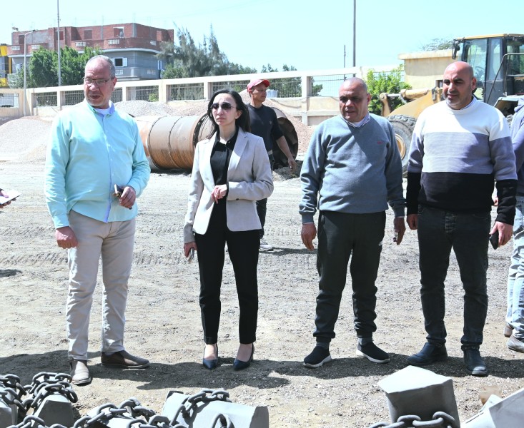 محافظ البحيرة تتفقد محطة الخلط الأسفلتية التابعة للمحافظة وتؤكد دورها الحيوي في دعم مشروعات الطرق