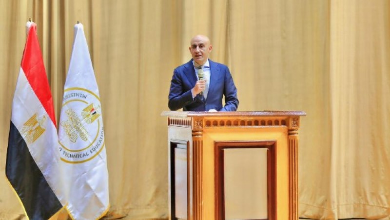 محمد عبد اللطيف: تحقيق جودة التعليم لا يقتصر على تطوير المناهج فقط