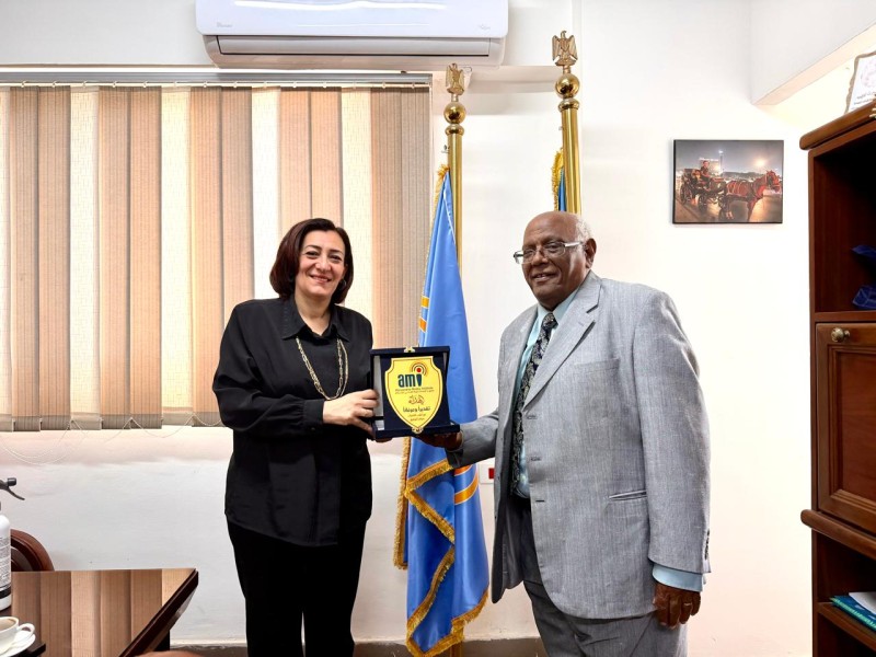 تكريم «عطا الله » بمعهد الإسكندرية للإعلام