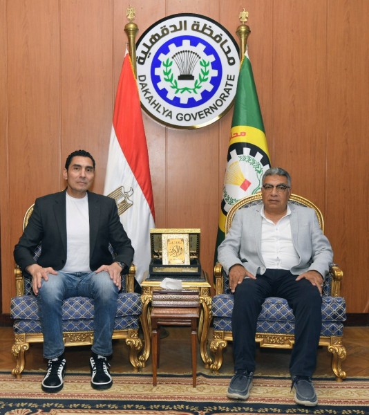 محافظ الدقهلية يستقبل وزير الشباب والرياضة خلال زيارته للمحافظة لافتتاح وتفقد عدد من المشروعات