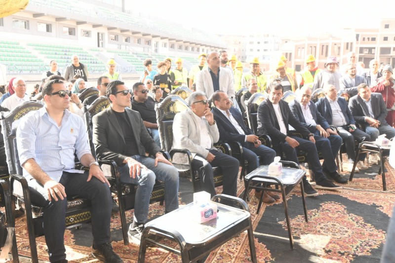 محافظ الدقهلية ووزير الشباب والرياضة يتفقدان أعمال تطوير نادي دكرنس الرياضي ضمن خطة الدولة لتحديث البنية الرياضية