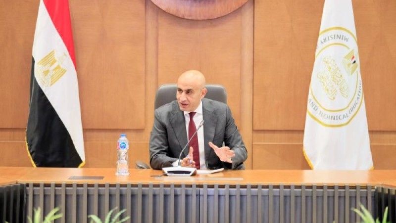 التعليم تنفي عقد امتحانات الثانوية العامة 2026 بنظام ”الأوبن بوك”