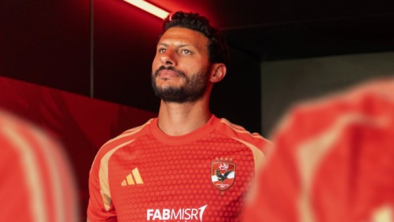 إيقاف محمد الشناوي حارس الأهلي مباراتين بدلاً من 4 مباريات