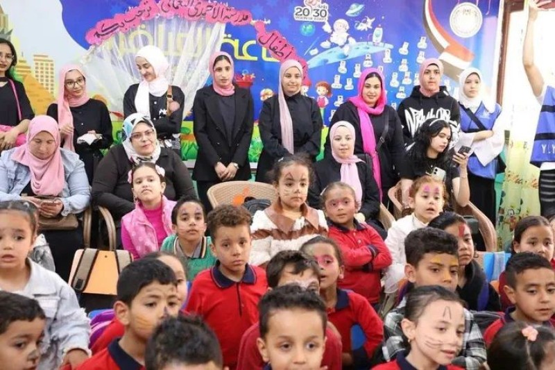 «جامعة المنوفية» ترسم البهجة على وجوه أطفال ميت عافية بقافلة تعليمية وترفيهية متكاملة