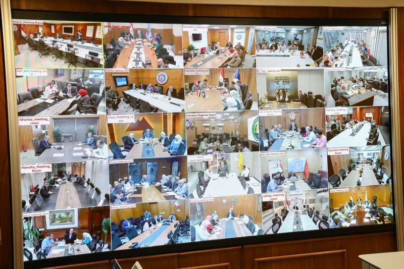 وزيرة التنمية المحلية والبيئة تتابع الموقف التنفيذي لمنظومة التصالح على بعض مخالفات البناء بالمحافظات