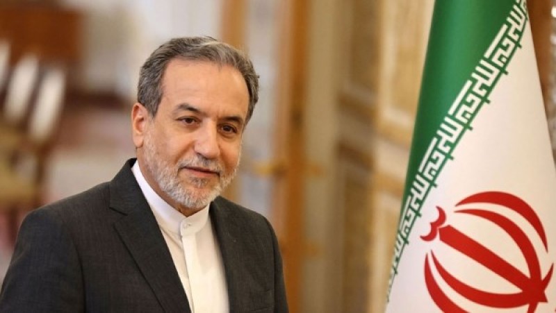 ماذا تحمل تحركات عباس عراقجي بين إسلام آباد ومسقط وموسكو؟