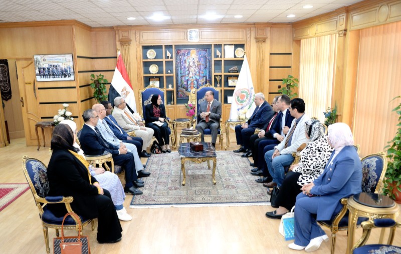 جامعة المنصورة تستقبل فرق الهيئة القومية لضمان الجودة لاعتماد كلية العلوم وبرنامجين أكاديميين