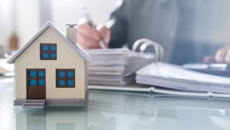 أستاذة اقتصاد: نعيش عصر الفقاعة العقارية منذ 4 سنوات