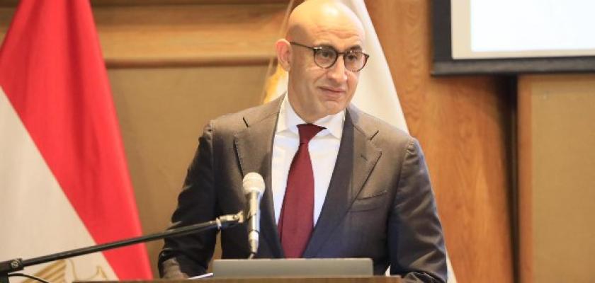 التعليم تدرس إمكانية تطبيق ”التصحيح الإلكتروني” في امتحانات الدبلومات الفنية