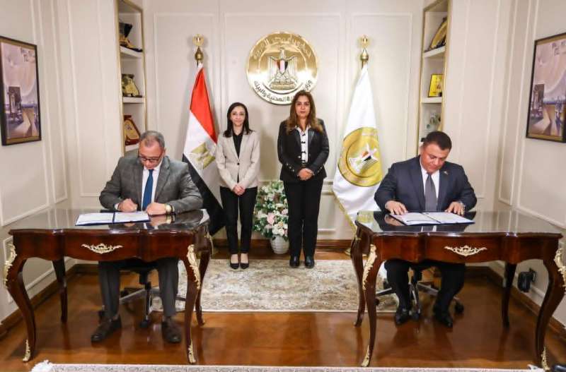 وزيرة التنمية المحلية والبيئة تشهد توقيع عقود إدارة وتشغيل 3 مجازر مطورة بمحافظة البحيرة بالشراكة مع القطاع الخاص