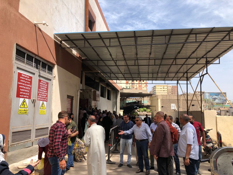 متابعة المحافظ مخبز المحافظة الكبير  بالمنصورة .. ويتفقد حمام سباحة مديرية التربية والتعليم