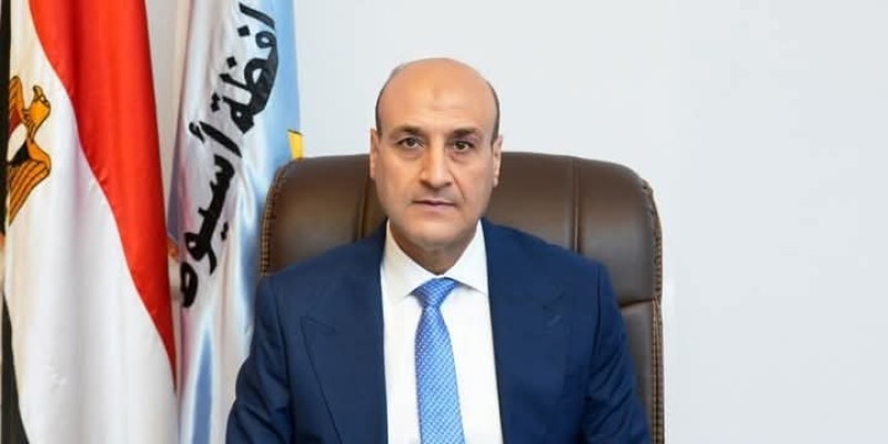 محافظ أسيوط يوجه بتفعيل غرف العمليات ورفع الاستعداد تحسبًا لتقلبات الطقس