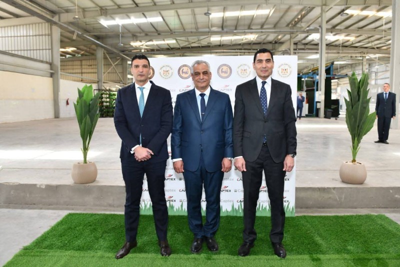 وزراء الإنتاج الحربي والشباب والرياضة والصناعة يتفقدون شركة ”كابتكس” ويؤكدون دعم توطين تكنولوجيات صناعة المستلزمات الرياضية