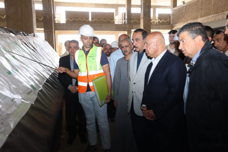 وزير النقل يواصل جولاته بصعيد مصر لمتابعة تنفيذ الخط الثاني من شبكة القطار الكهربائي السريع (أكتوبر / أسوان / أبو سمبل)