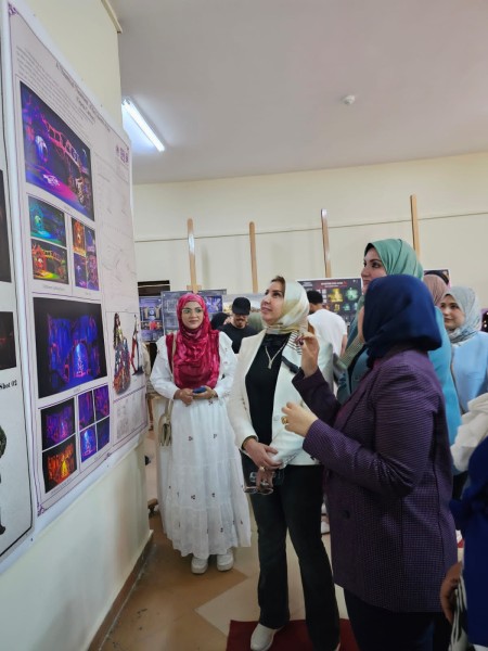 جامعة المنصورة: طلاب الفنون الجميلة يقدّمون رؤى بصرية مبتكرة في معرض «تجلِّيات سينوغرافية»