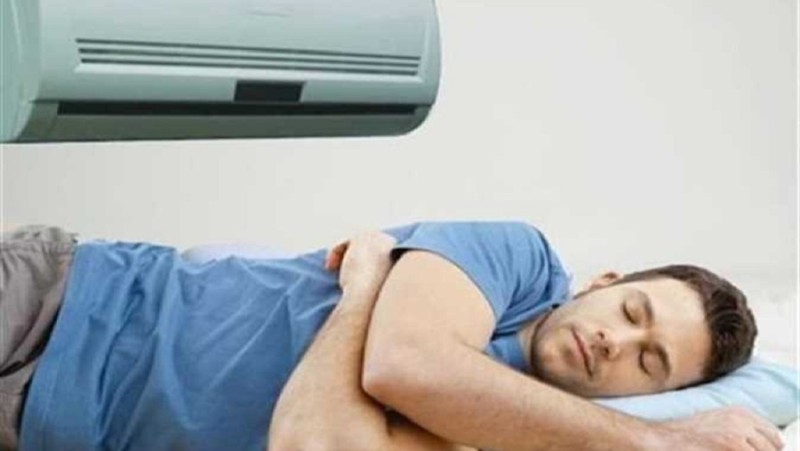 زر صغير في ريموت التكييف قد يخفض فاتورة الكهرباء.. ما هو السر؟