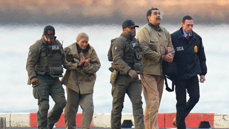 زنزانة مع 18 سجينا.. كيف يعيش مادورو خلف القضبان في نيويورك؟