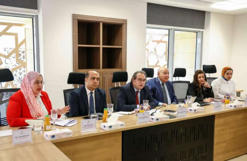 رئيسا جهاز شئون البيئة وتنظيم إدارة المخلفات يبحثان مع السفير النرويجي التعاون في مجالات البيئة
