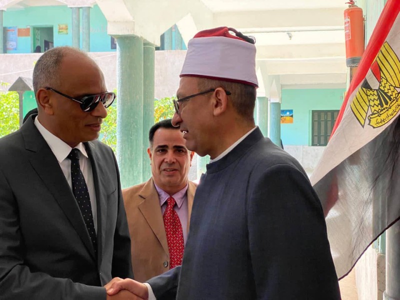 محافظ كفر الشيخ يشهد ختام امتحانات الشهادة الإعدادية الأزهرية ويتابع انضباط اللجان بمعهد الإعدادي بنين