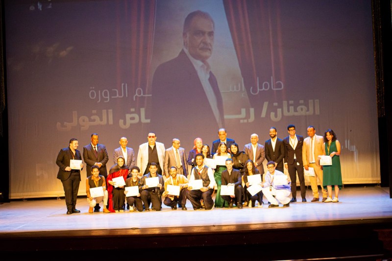 بالأسماء.. تعرف على جوائز مهرجان المسرح العالمي