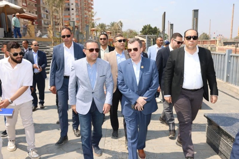 محافظ المنوفية بسبب شكاوى الاهالي يحيل تقرير للشئون القانونية