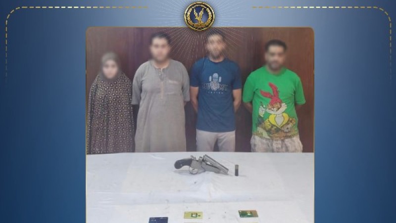 سقوط عصابة سرقة كروت الفيزا من المواطنين بالمرج