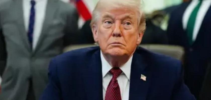 ترامب يهدد عمان عسكرياً إذا اتفقت مع مخططات إيران للسيطرة على مضيق هرمز
