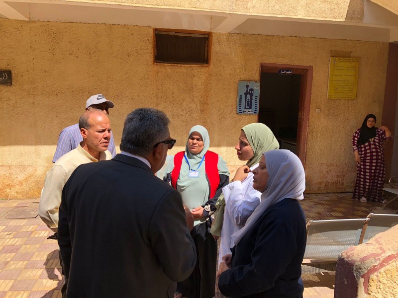محافظ الدقهلية يتفقد وحدة طب الأسرة بقرية كفر الطويلة بمركز طلخا للوقوف على مستوى الخدمات