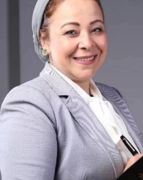 جدل وغضب واسع بعد تداول تسجيل صوتي منسوب للمحامية نهاد أبو القمصان تحرض فيه زوجة علي زوجها