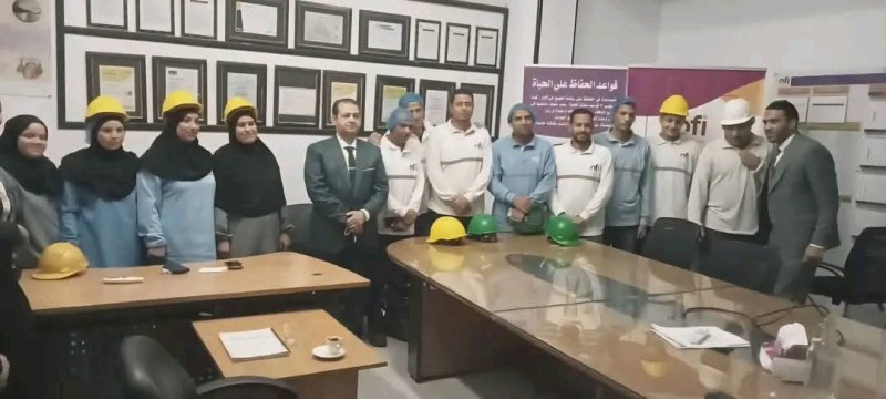 ”حقوق العمال وواجباتهم” .. ندوة لمديرية العمل ببني سويف بمصنع ”هيدرو فودز”