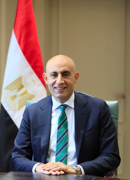 وزير التربية والتعليم يعتمد حافز إثابة ٢٠٠٠ جنيه لرؤساء لجان الثانوية العامة والمراقبين الأوائل وألف جنيه للملاحظين