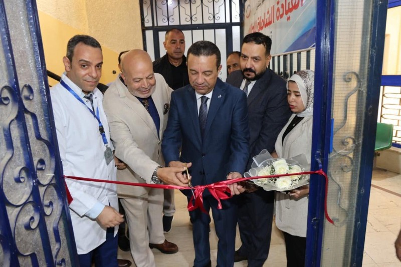 محافظ المنوفية يفتتح عيادات جديدة للتأمين الصحي بحي غرب