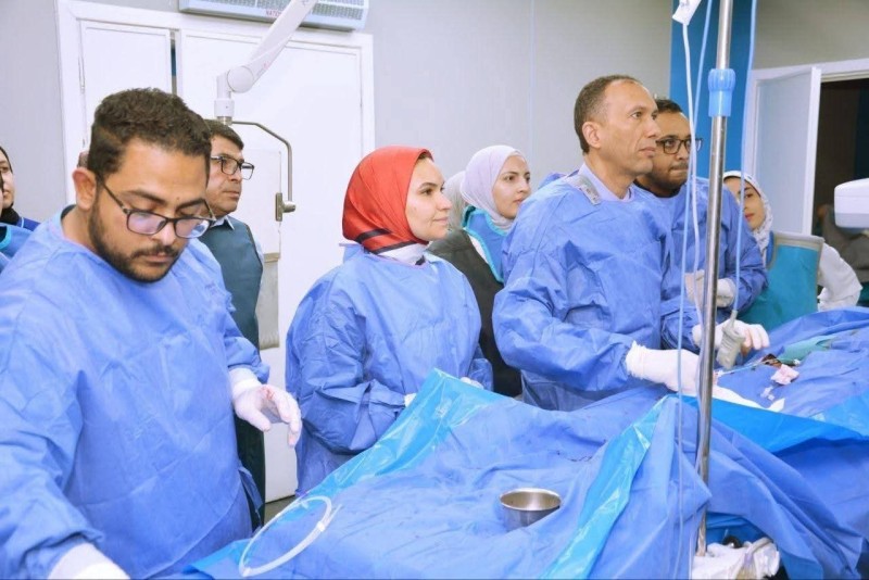 مستشفيات جامعة المنوفية تحقق نجاحًا طبيًا في علاج حالتين معقدتين بتقنيات الأشعة التداخلية دون جراحة