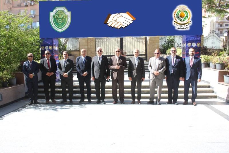 رئيس جامعة المنصورة يستقبل وفد جامعة المستقبل العراقية لبحث سبل التعاون التكنولوجي والطبي