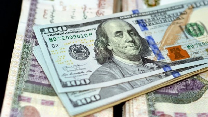 هدوء في سوق الصرف.. تعرف على أقل سعر للدولار