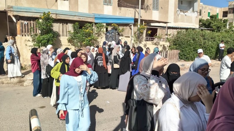 اليوم بداية امتحان المواد الأساسية بالثانوية العامة