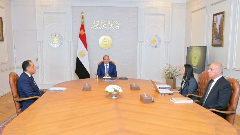 السيسي يوجه بضرورة إعداد برنامج مُوحد للحماية الاجتماعية