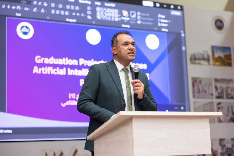 رئيس جامعة المنصورة الأهلية يفتتح أول مناقشة لمشروعات طلاب برنامج الذكاء الاصطناعي بكلية الهندسة