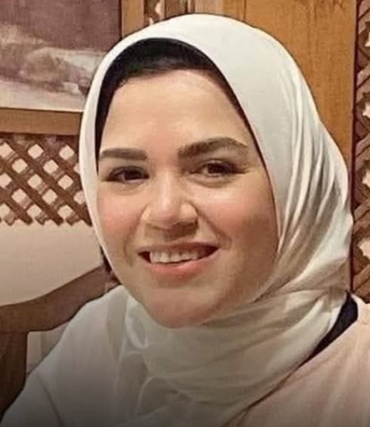مقتل الباحثة «جهاد فهمي » وإصابة والديها في اعتداء دام من طليقها