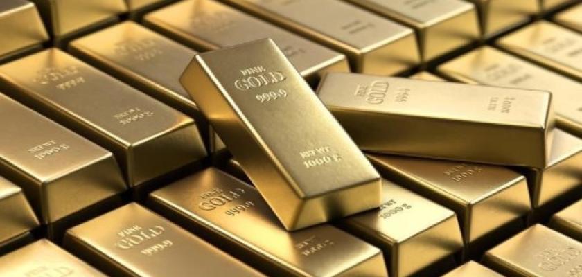 لماذا خسر الذهب 452 دولارًا في شهر واحد؟