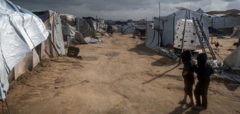 جيش الاحتلال يوسع انتشاره في وسط قطاع غزة بإزاحة الخط الأصفر