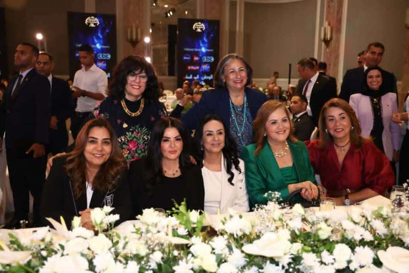 تحت رعاية رئيس مجلس الوزراء: وزيرة التنمية المحلية والبيئة تشارك في احتفالية ”قمة مصر للأفضل 2026” وتكرم رائدات الأعمال