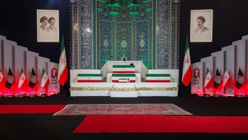 5 نعوش بجنازة المرشد.. من هم الضحايا الآخرين في استهداف علي خامنئي؟